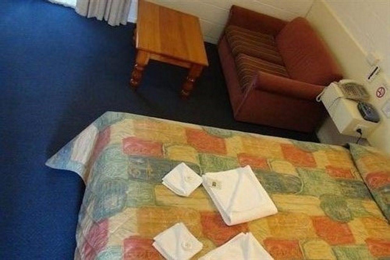 Pathfinder Motel Мельбурн Экстерьер фото